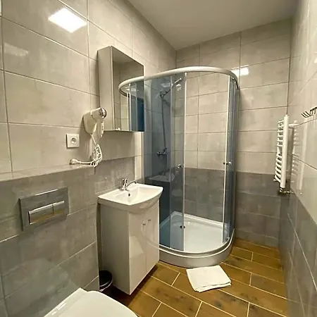 Magnezja Bed and Breakfast 4*