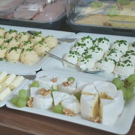 Nocleg ze śniadaniem Magnezja 3*