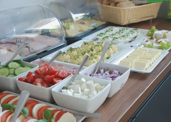 לינה וארוחת בוקר Magnezja